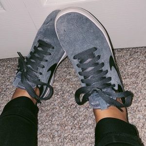 Suede Nike SB’s